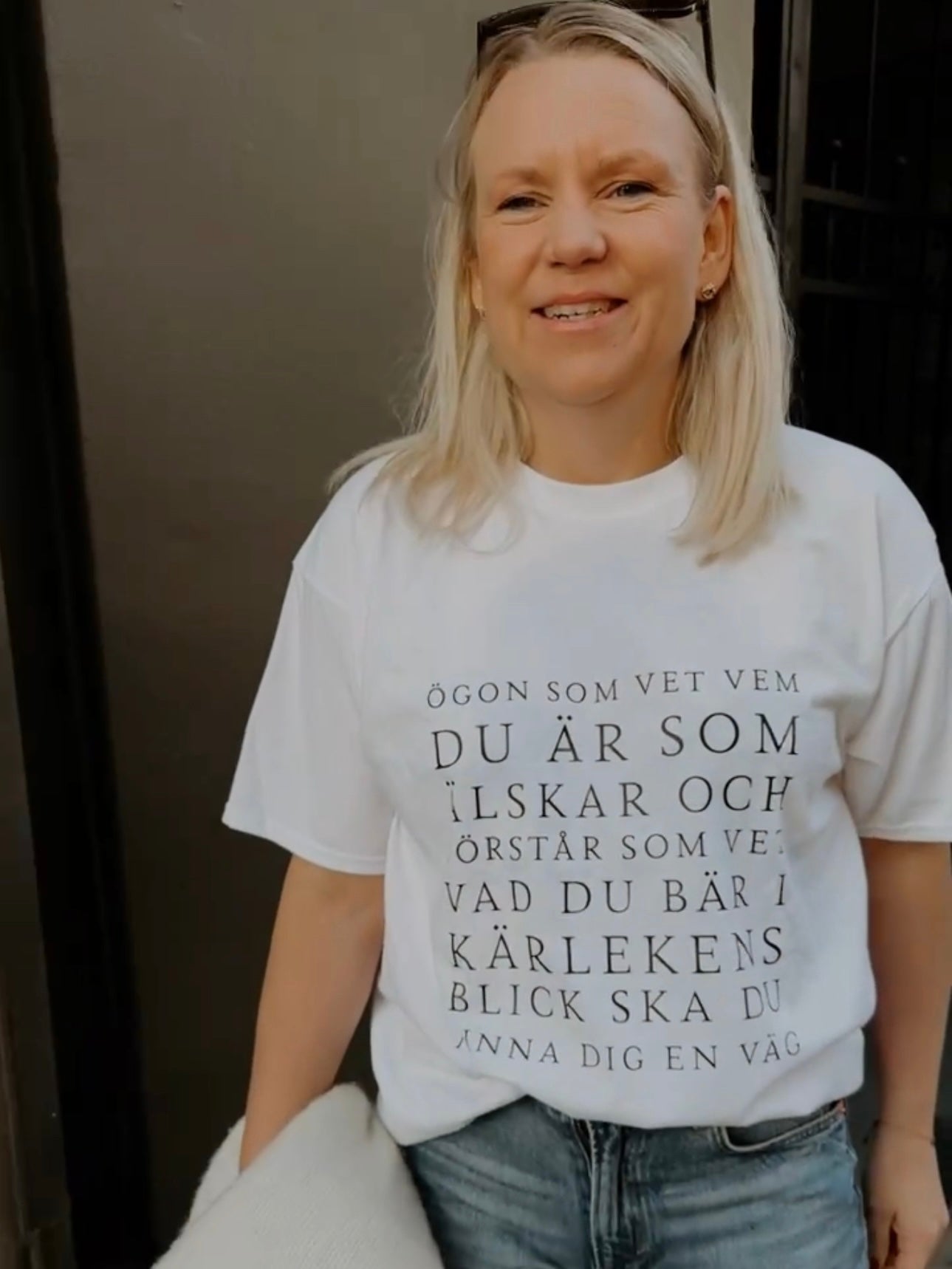 Kortärmad t-shirt - Ögon som vet